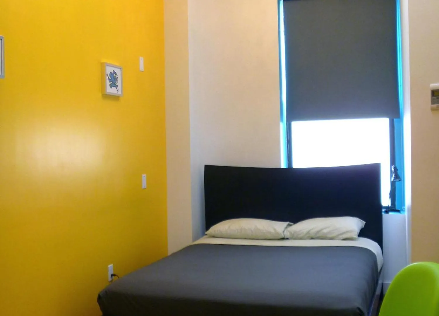 Q4 Hotel And Hostel New York