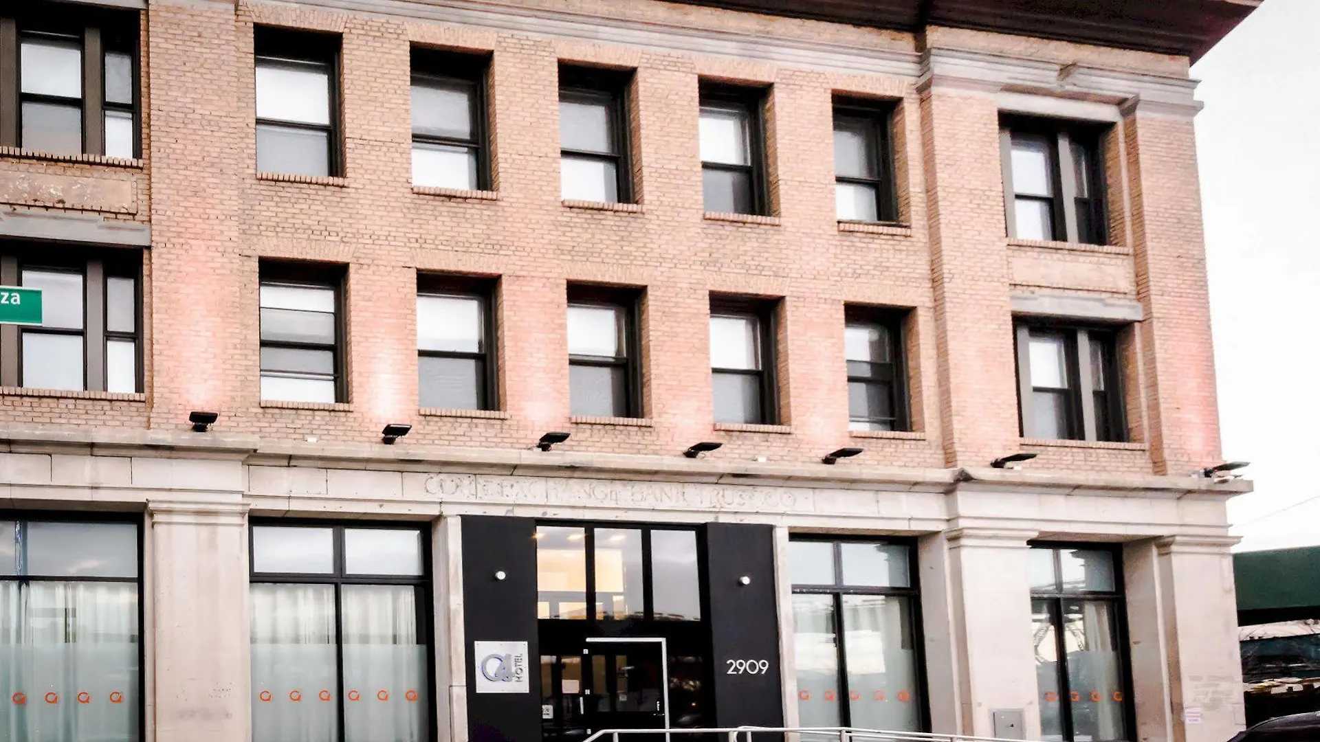 Q4 Hotel And Hostel New York 0*,