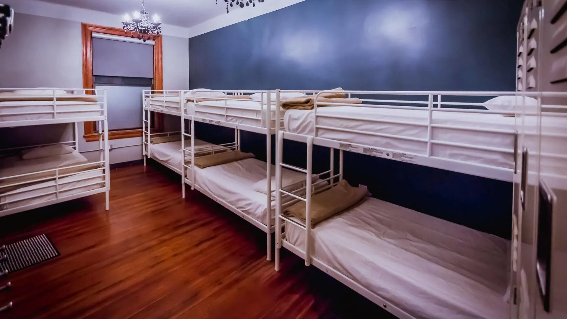 Q4 Hotel And Hostel New York United States