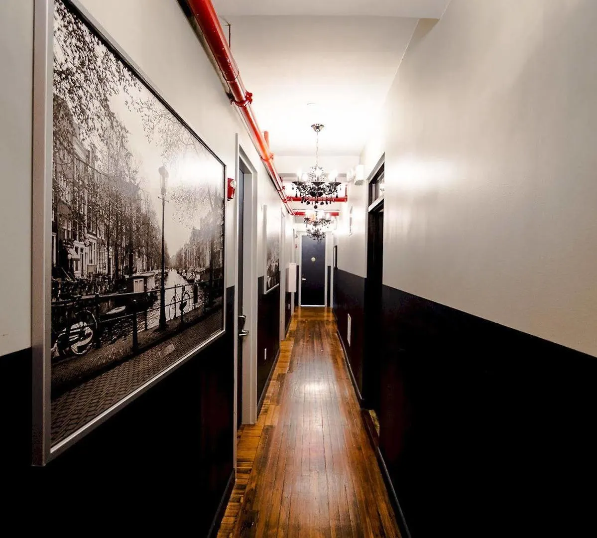 Q4 Hotel And Hostel New York